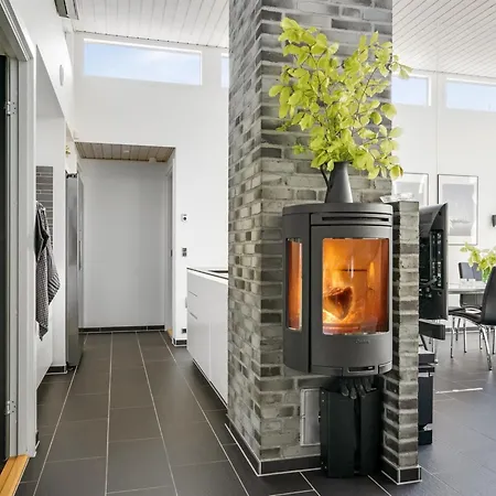 Dom wakacyjny Elviira - 350m From The Sea By Interhome *